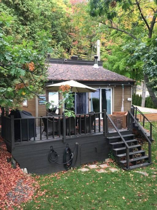 Om Chalet 2 Avec Spa Et Foyer Borde Du Fleuve Saint-Pierre-de-l'Ile-d'Orleans Luaran gambar
